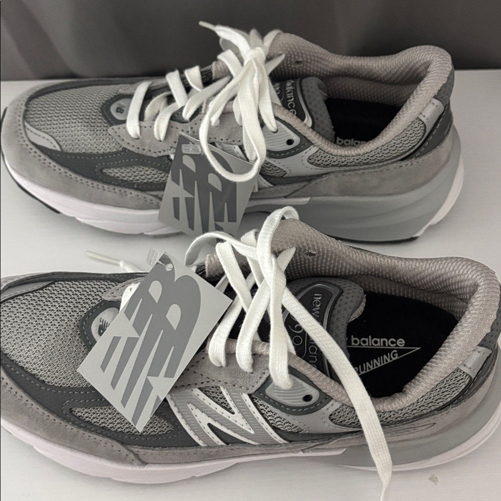 NWT New Balance 990 Womens Running Sneakers - Picture 4 of 9